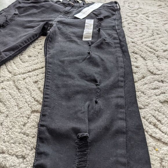 NWT DENIM GOLD black high rise distressed jeans size 28x32 - Picture 10 of 13